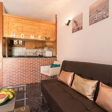 Angeles Apartman Arona